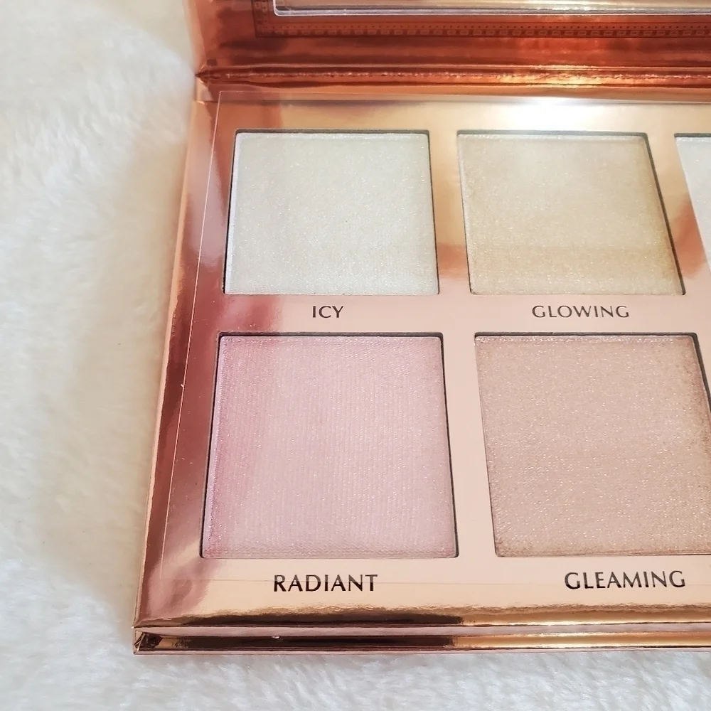 𝅺NIB Ace Beaute Glow Essentials Shimmer Highlighter Palette